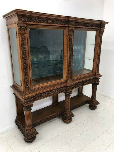 5530-Historisvitrine-Gründerzeit-Historismus-Vitrine-Glasschrank