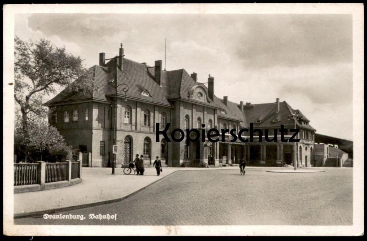 Alte Postkarte Bahnhof Oranienburg Radfahrer Station Gare