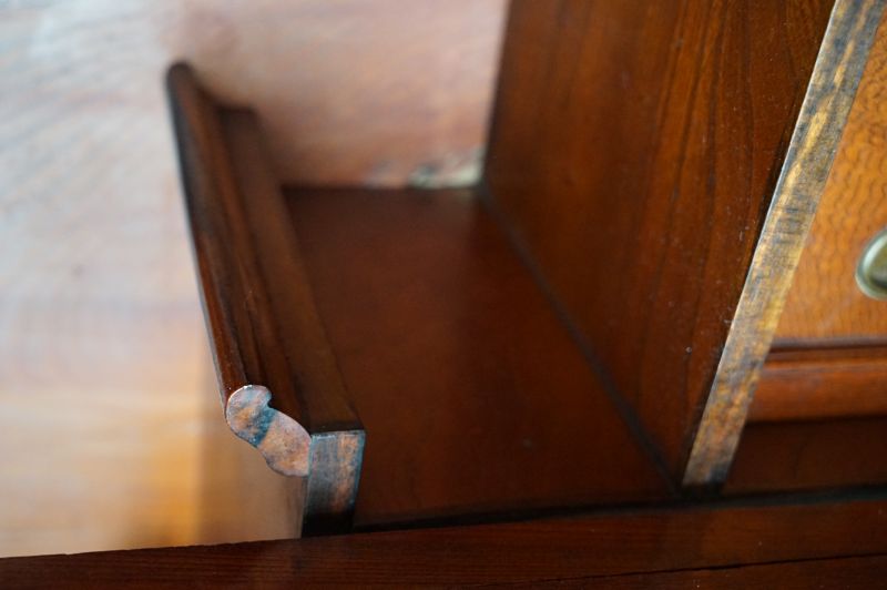 Antiker japanischer Teeschrank aus der Taiso Periode, um 1900 | antik.de