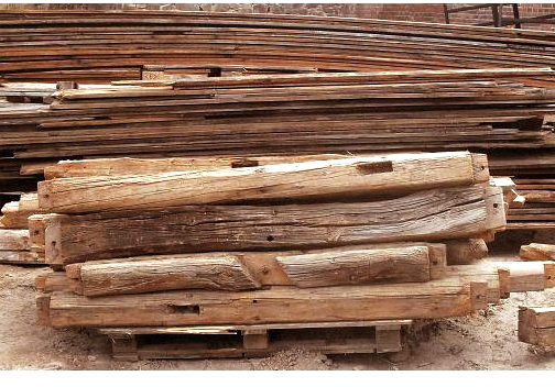 Handbehauene historische holzbalken fachwerk riegel querriegel ... Deko alten holzbalken