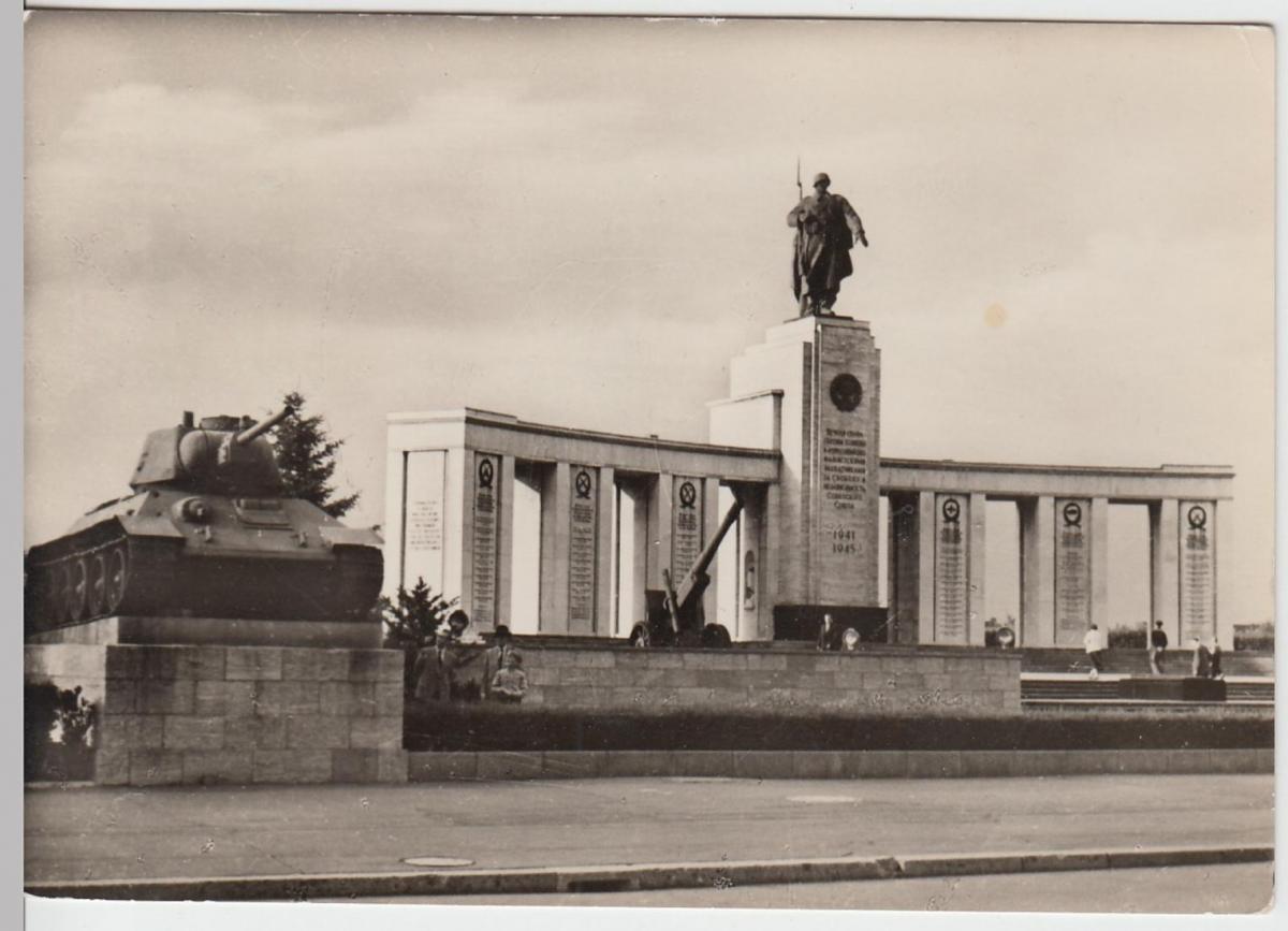 Ak Berlin Ddr Sowjetisches Ehrenmal Im Tiergarten Nr