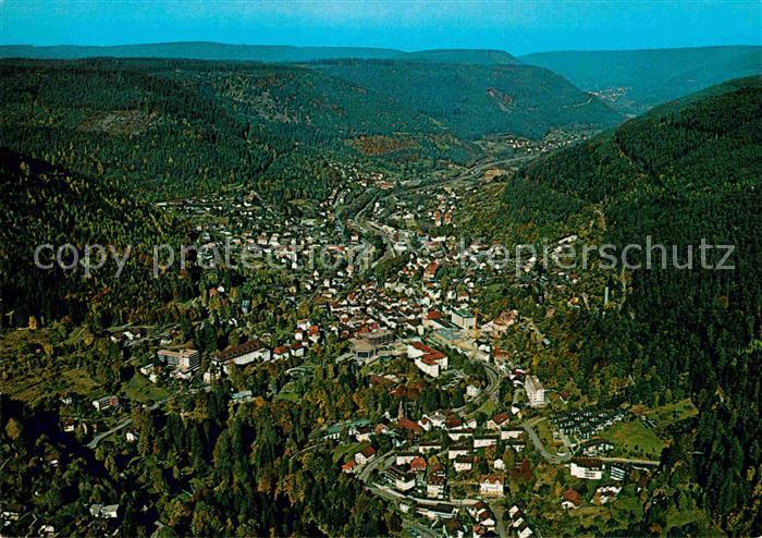 AK Ansichtskarte Wildbad Schwarzwald Thermen Luftaufnahme Panorama