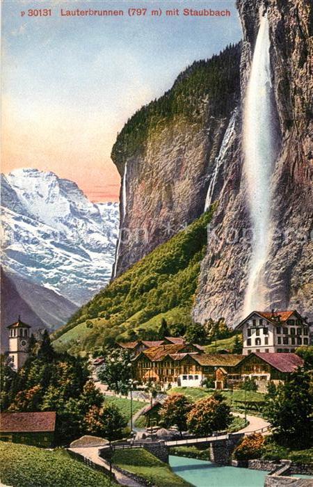 AK Ansichtskarte Lauterbrunnen BE Ortsansicht Mit Staubbach