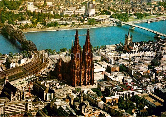 Koeln Rhein Altstadt Mit Dom Hohenzollernbruecke Und Deutzer Bruecke