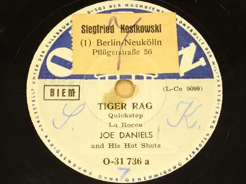 JOE DANIELS & his HOT SHOTS "Tiger Rag & Arkansas Blues" ODEON 78rpm 10"