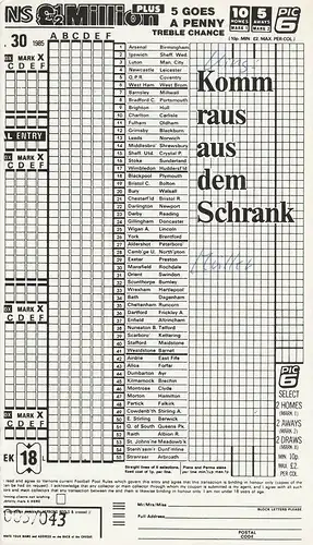 Städtebundtheater Hof, Reinhold Rötther, Andrea Hödebeck: Programmheft Komm raus aus dem Schrank Premiere 11. Dezember 1985 Spielzeit 1985 / 86. 