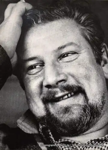 Thalia Theater Hamburg, Ruppel Walter, Clausen Rosemarie ( Fotos ): Programmheft Halb auf dem Baum ( Halfway up the Tree ) Komödie von Peter Ustinov. Spielzeit 1967 / 68 Heft 7 (18). 