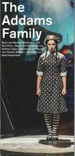 Theater Paderborn - Westfälische Kammerspiele, Katharina Kreuzhage, Daniel Thierjung, Kleon Medugorac,Tobias Kreft (Fotos ): Programmheft Andrew Lippa THE ADAMS FAMILY Theater Paderborn  2023. 