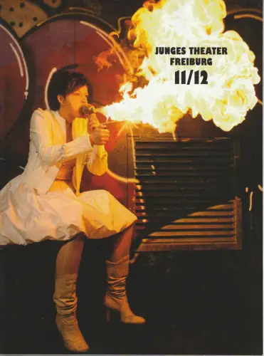 Theater Freiburg, Barbara Mundel, Michael Kaiser: Programmheft JUNGES THEATER FREIBURG 11 / 12 Spielzeitheft. 