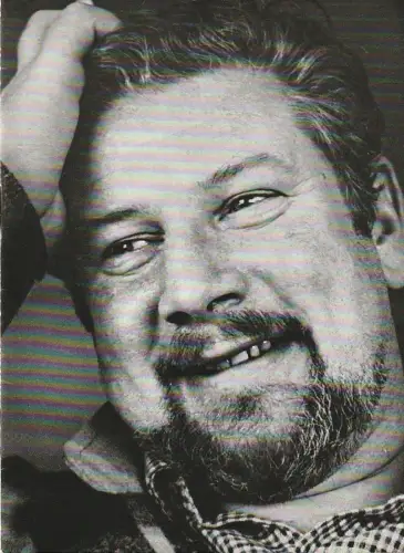 Thalia Theater Hamburg, Walter Ruppel, Rosemarie Clausen (Szenenfotos ): Programmheft Peter Ustinov HALB AUF DEM BAUM Thalia Theater 1968. 