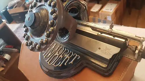 Lambert Schreibmaschine 1896 System: Tastring