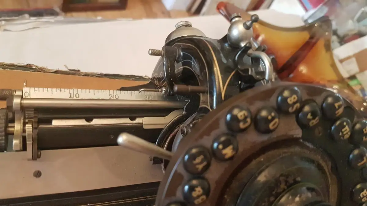 Lambert Schreibmaschine 1896 System: Tastring 2
