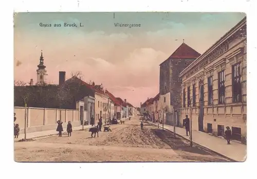 A 2400 BRUCK a.d. Leitha, Wienergasse, color, 1915, belebte Szene