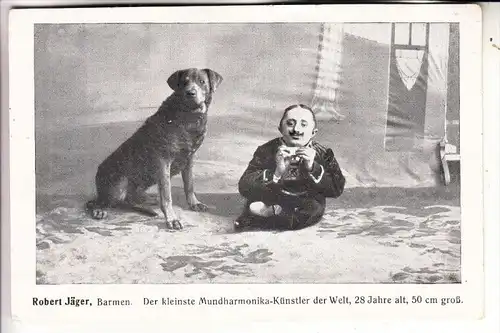5600 WUPPERTAL - BARMEN, Robert Jäger, kleinster Mundharmonika-Künstler der Welt, 28 Jahre, 50 cm groß, kl. Eckmangel