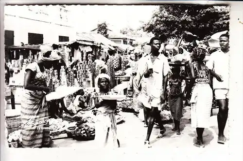 BENIN - COTONOU, Marche Legume