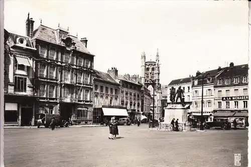 F 76400 FECAMP, La Place Thiers