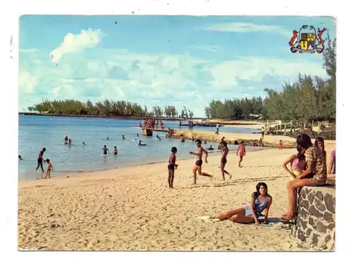 MAURITIUS - On the Beach / La Plage