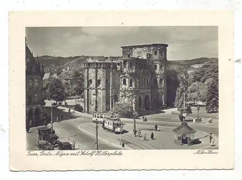 5500 TRIER, Porta Nigra mit Adolf Hitlerplatz, Strassenbahnen, Niko Haas