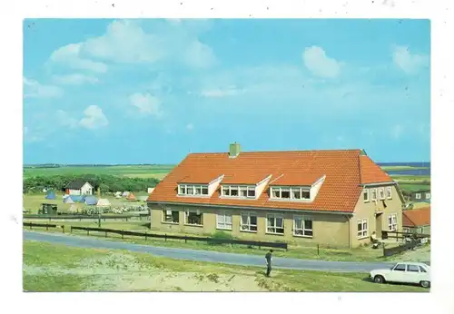 NL - FRIESLAND - WEST-TERSCHELLING, Hotel "Deilewal", Renault R16