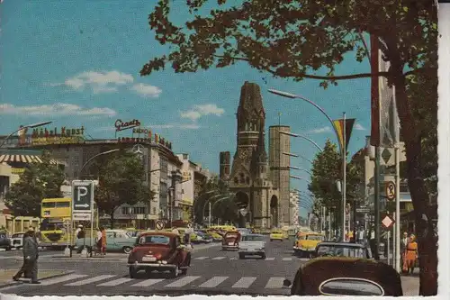 AUTO - BMW  V8, Berlin