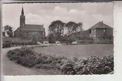 4100 DUISBURG - HOMBERG - HOCHHEIDE, Moerser Strasse mit ev. Kirche, 1957