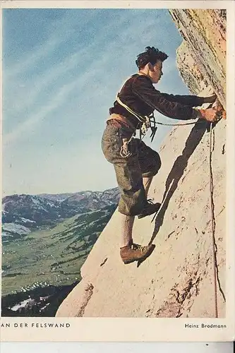 SPORT - BERGSTEIGEN - An der Felswand