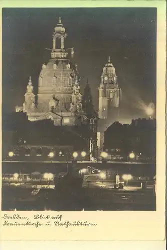 0-8000 DRESDEN, Blick auf Frauenkirche und Rathausturm, NS-Beflaggung