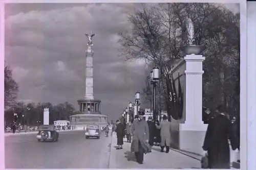 1000 BERLIN - TIERGARTEN, Ost - West - Achse mit Siegesallee im Festschmuck, NS-Beflaggung