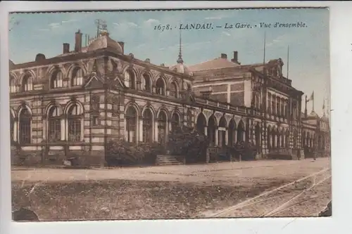 6740 LANDAU, Bahnhof - La Gare - station