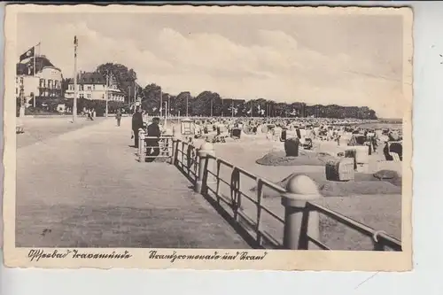 2400 LÜBECK - TRAVEMÜNDE, Strandpromenade mit Strand, NS-Beflaggung 1938