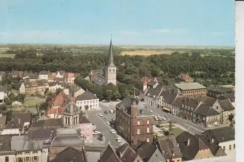 4134 RHEINBERG, Blick auf Marktplatz mit Rathaus & St.Peter