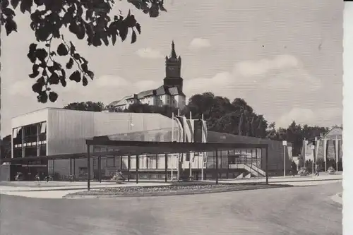 4190 KLEVE, Stadthalle mit Schwanenburg 1966