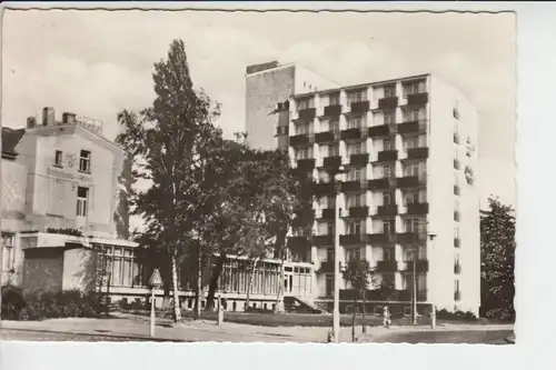 0-2500 ROSTOCK, Bahnhofshotel 1964