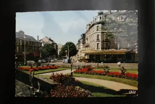 F 12000 RODEZ, Av. Victor Hugo