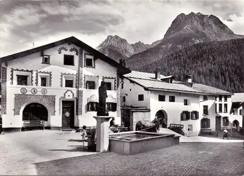 CH 7550 SCHULS / SCUOL, Dorfplatz