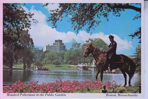 POLIZEI / Police - Boston, Mounted Policeman in the Public Garden