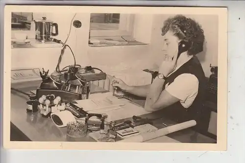 BERUFE - BÜRO / Office, Photo-AK, Telefon