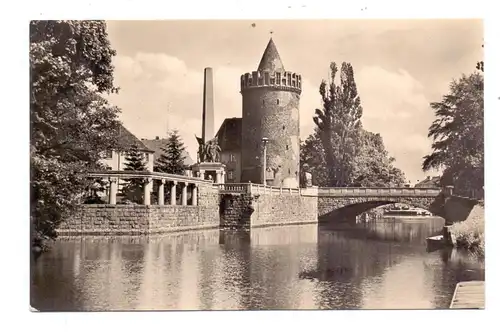 0-1800 BRANDENBURG, Sowjetisches Ehrenmal, 1961, rücks. Klebereste