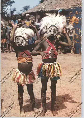 VÖLKERKUNDE / Ethnic - Kenia, little african ballerinas
