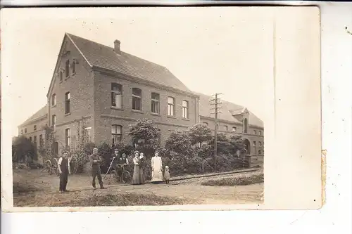 4410 WARENDORF, Bauernhof an der Eisenbahn, Photo-AK, 1910