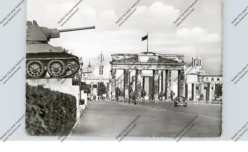 1000 BERLIN, Brandenburger Tor, Russischer Panzer, 1961
