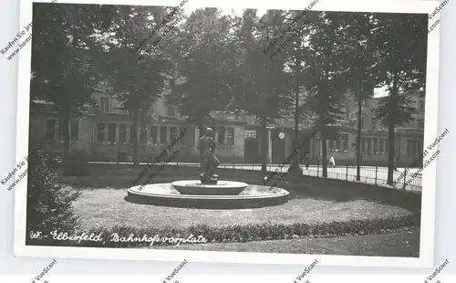 5600 WUPPERTAL - ELBERFELD, Bahnhofsvorplatz