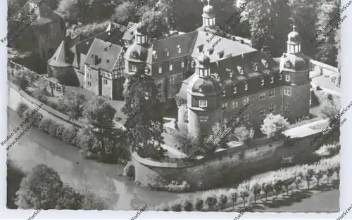 5242 KIRCHEN - FRIESENHAGEN, Schloß Crottorf, Luftaufnahme