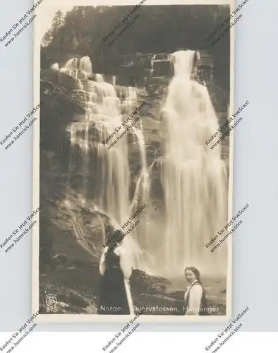 N 5750 ODDA, Skjerfossen, Trachten