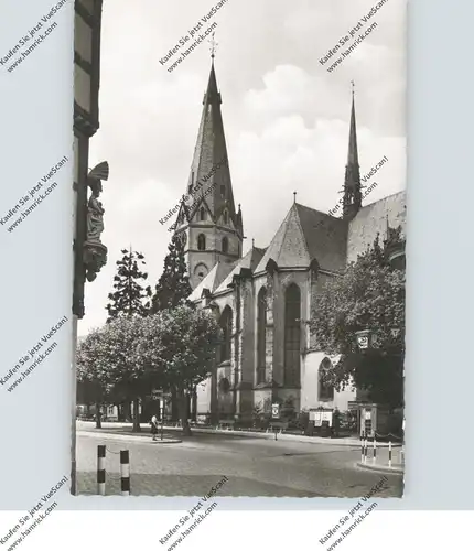 5483 BAD NEUENAHR - AHRWEILER - Pfarrkirche Ahrweiler, Strassenansicht, Telefonzelle,