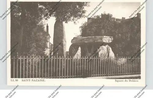 F 44600 SAINT NAZAIRE, Square du Dolmen / Hünengrab