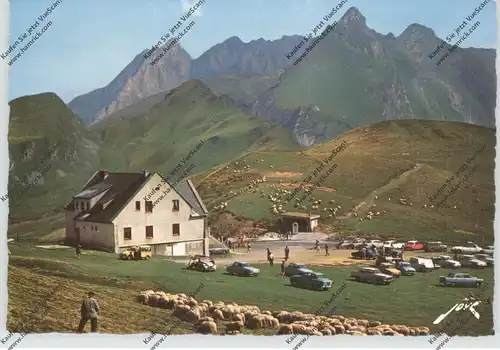 F 64440 LARUNS, Col d'Aubisque, Oldtimer, CITROEN, PEUGEOT, RENAULT