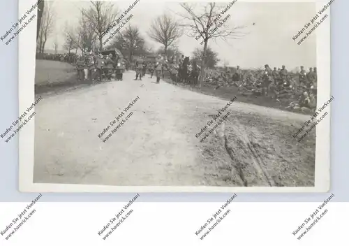 F 52000 CHAUMONT, 1.Weltkrieg, Photo-AK, Rast 4 km vor Chaumont