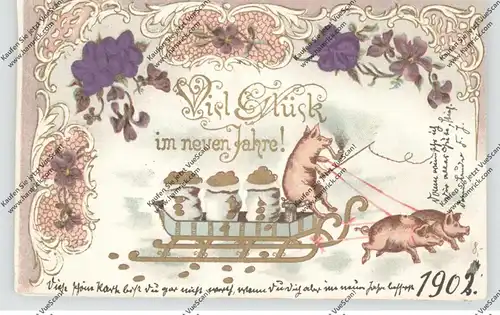 NEUJAHR - Schweineschlitten Pfeiferauchender Kutscher, Präge-Karte, 1902