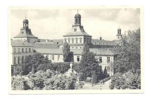 5300 BONN, Universität